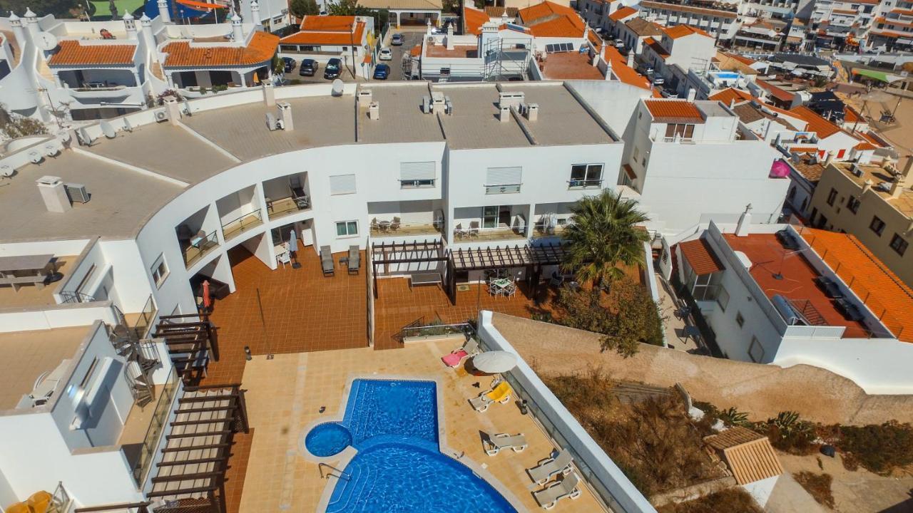 Cliff-Top Townhouse With Stunning Ocean Views Carvoeiro  Bagian luar foto