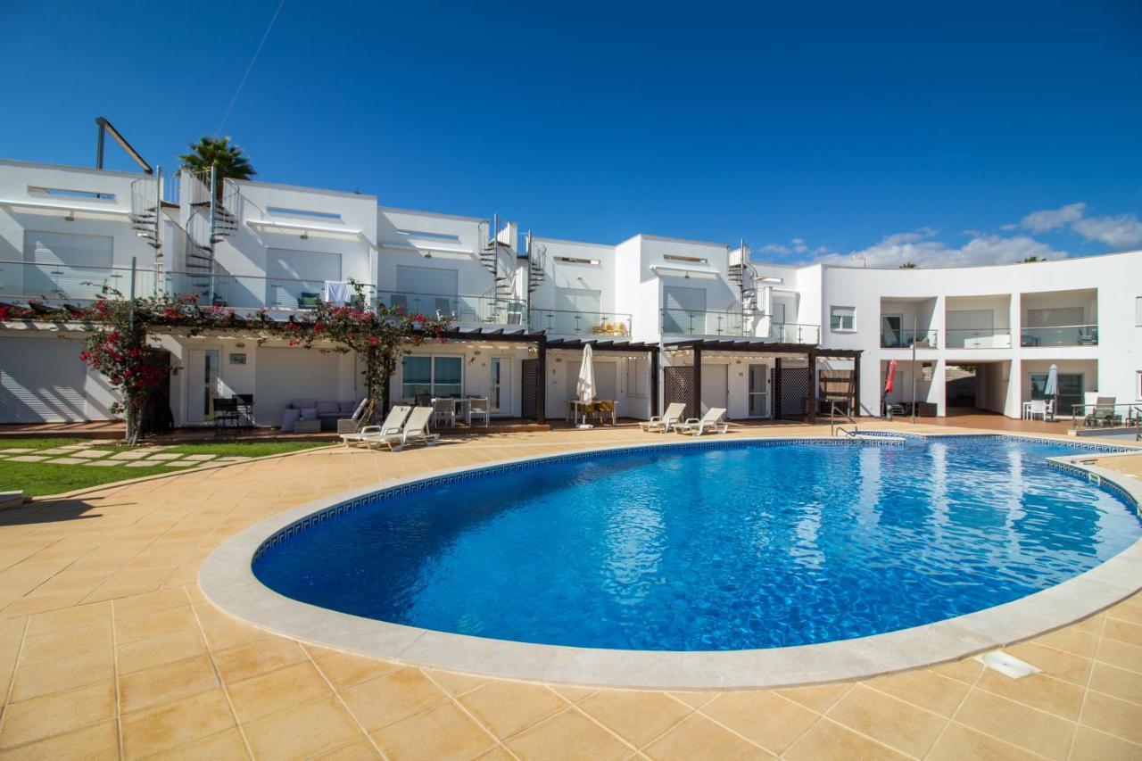 Cliff-Top Townhouse With Stunning Ocean Views Carvoeiro  Bagian luar foto